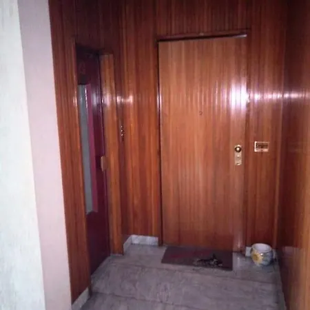 Grazioso Moderno In Mirafiori トリノ