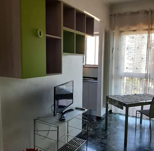 Grazioso Moderno In Mirafiori Apartamento
