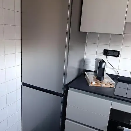 Grazioso Moderno In Mirafiori